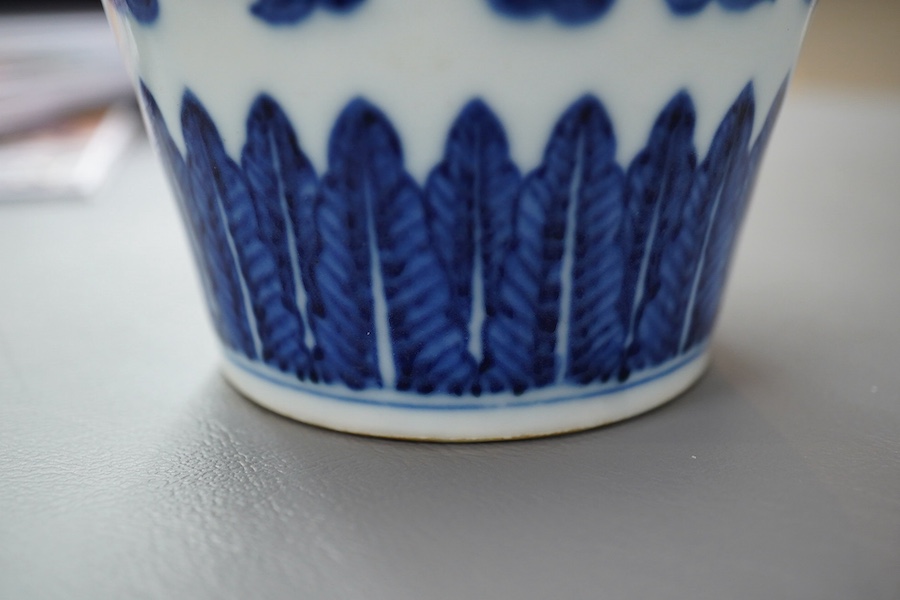 A Chinese blue and white arrow vase, Qianlong mark and of the period (1736-95)